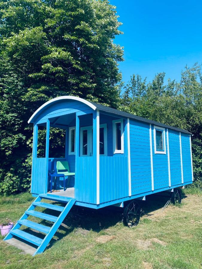 Pipowagens Bij Pannenkoekenrestaurant & Camping De Koppenjan 'Een Uniek Verblijf Met Kinderspeelboerderij' Jubbega-Schurega Exterior foto