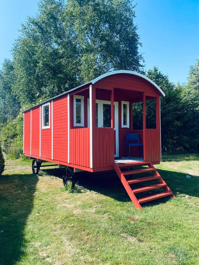 Pipowagens Bij Pannenkoekenrestaurant & Camping De Koppenjan 'Een Uniek Verblijf Met Kinderspeelboerderij' Jubbega-Schurega Exterior foto
